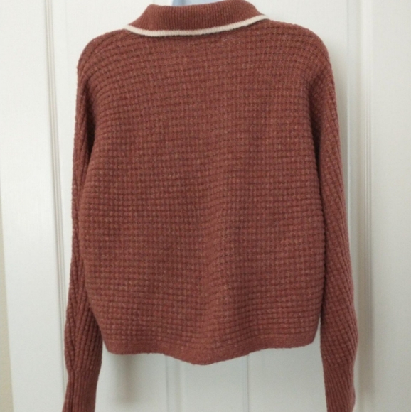 SO cropped waffle sweater.  Junior size Large.  NWT! - Picture 6 of 8
